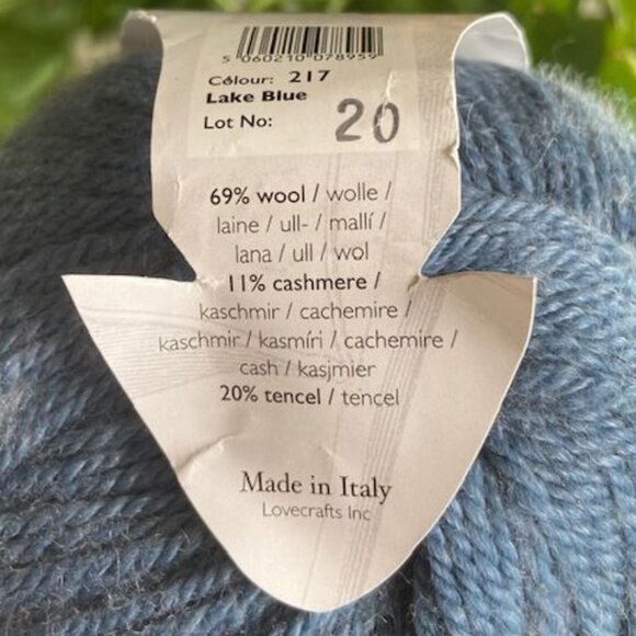 LOT OF 12 SKEINS OF WILLOW & LARK NEST YARN - Picture 4 of 5